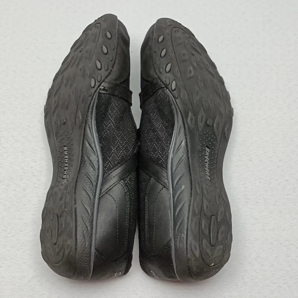 Skechers Breathe Easy In Good Spirits Relaxed Fit Mary Janes - Picture 4 of 4